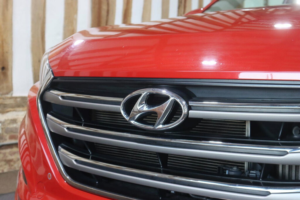 Hyundai Tucson  Beige #70