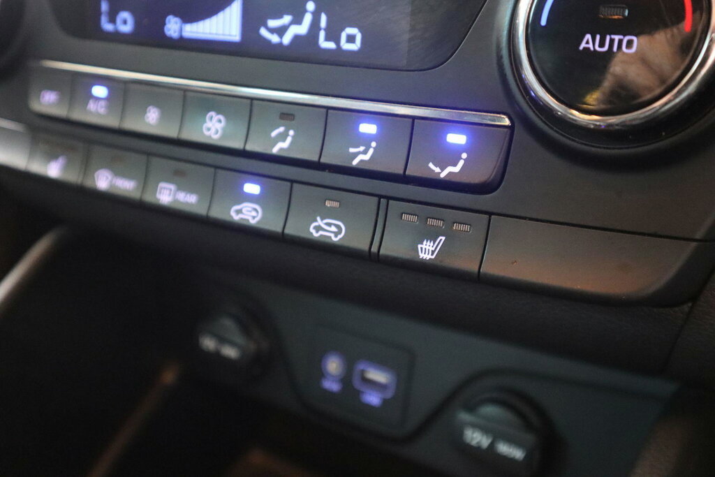 Hyundai Tucson  Beige #21