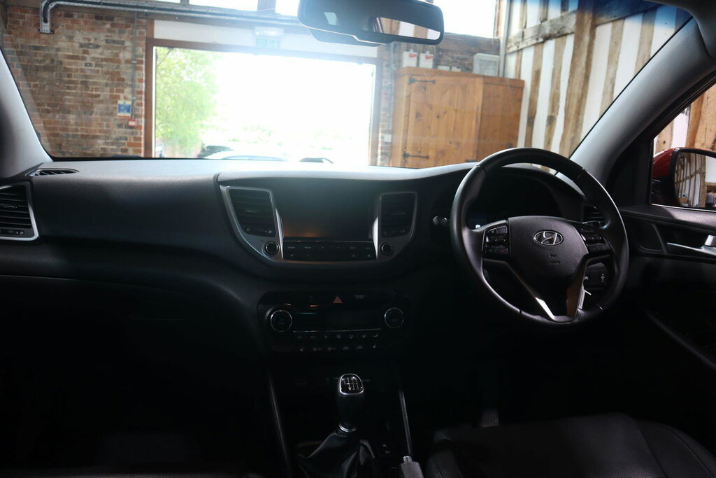 Hyundai Tucson  Beige #43