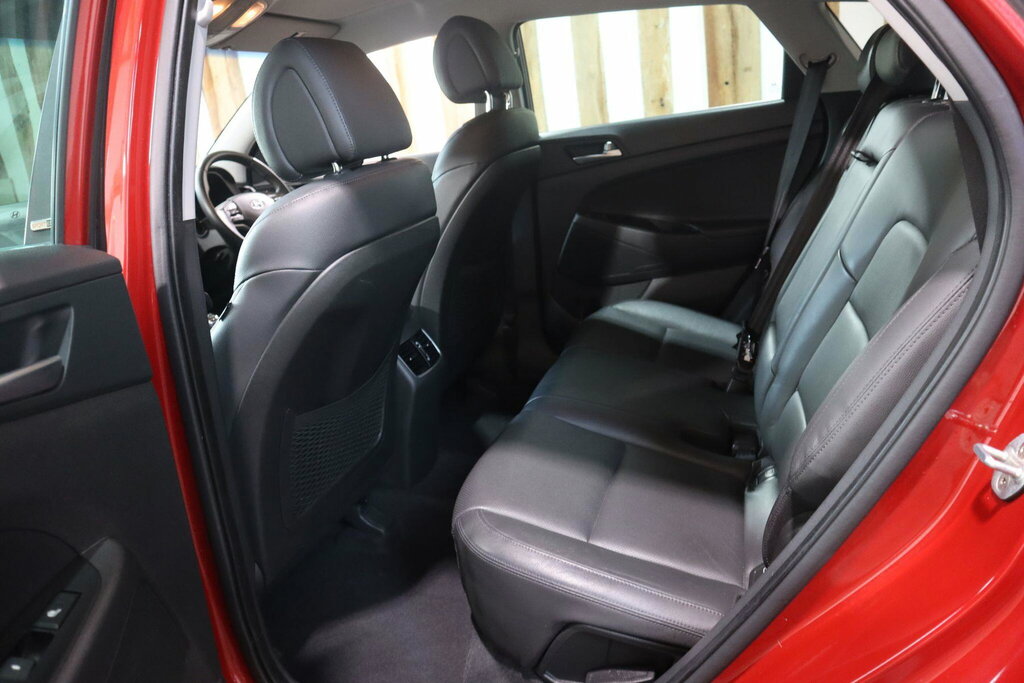 Hyundai Tucson  Beige #39