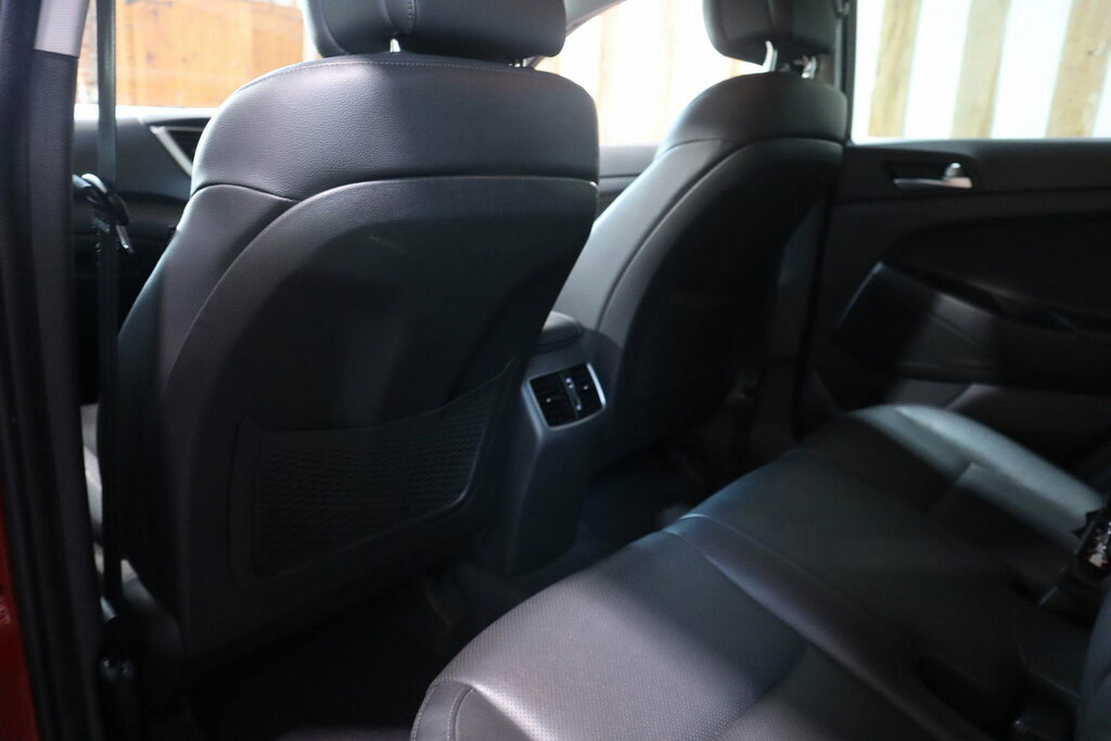 Hyundai Tucson  Beige #42