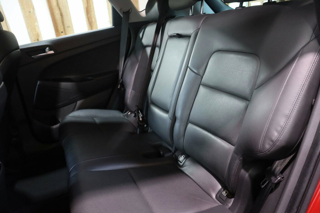 Hyundai Tucson  Beige #41