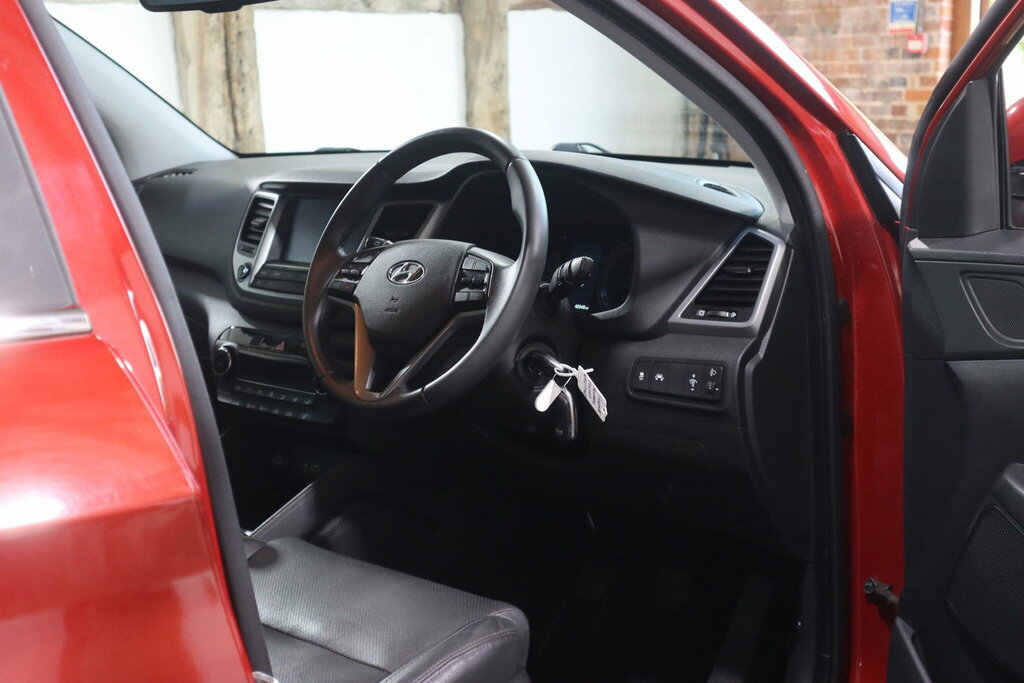 Hyundai Tucson  Beige #9