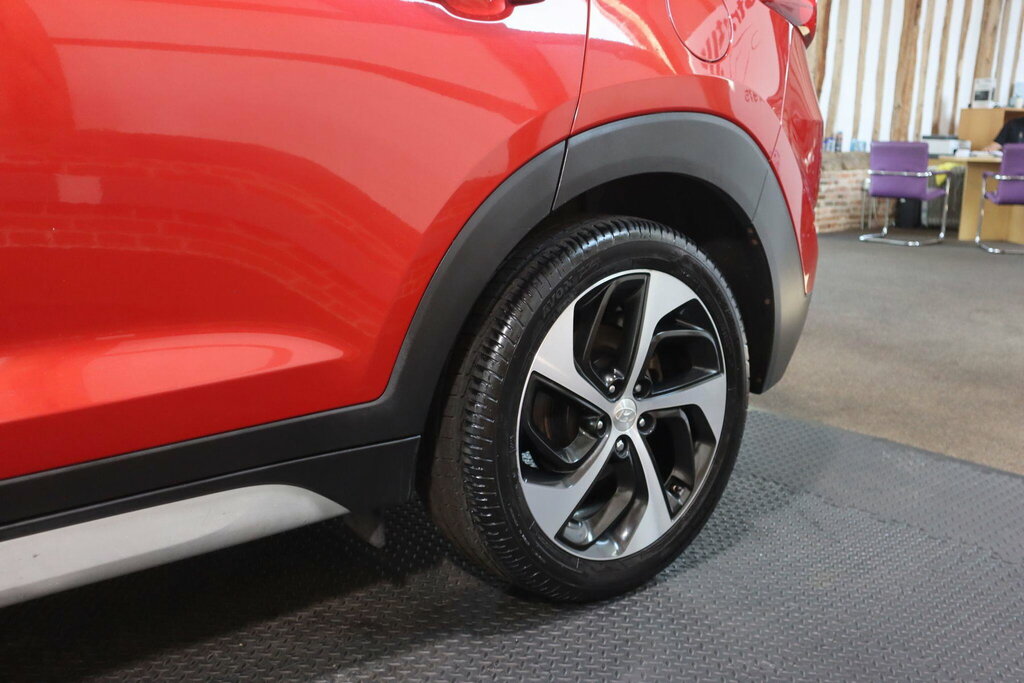 Hyundai Tucson  Beige #64