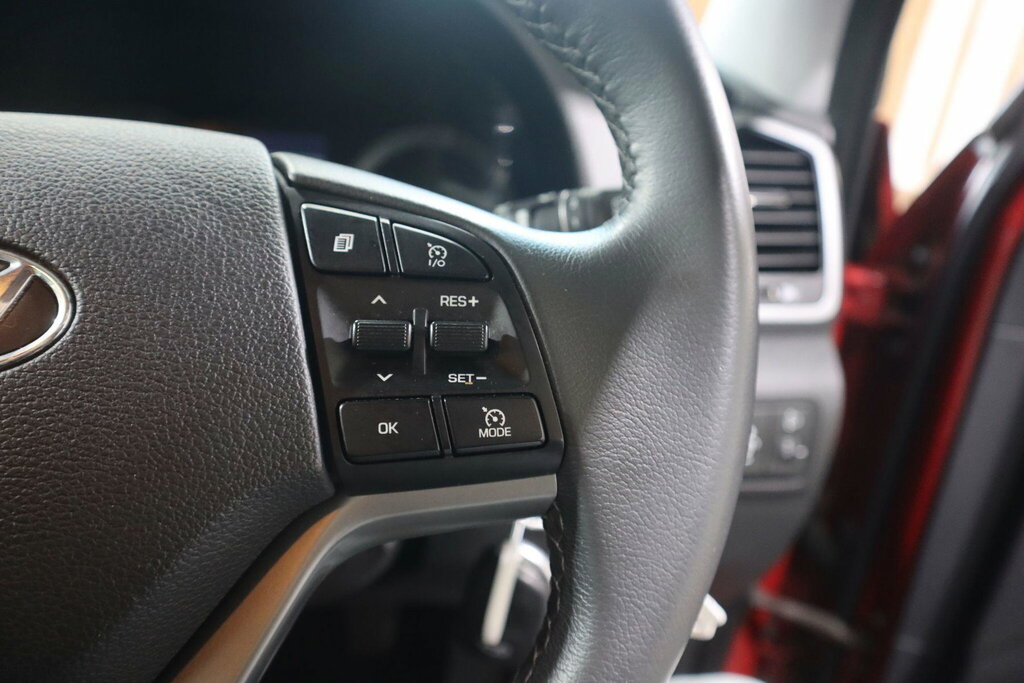 Hyundai Tucson  Beige #26