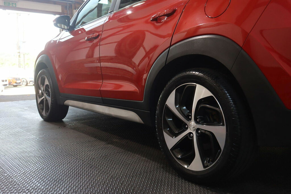 Hyundai Tucson  Beige #63