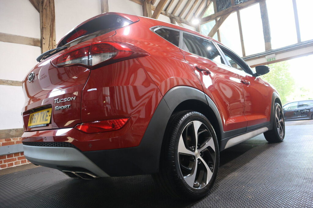 Hyundai Tucson  Beige #57