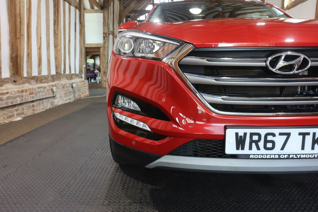 Hyundai Tucson  Beige #54