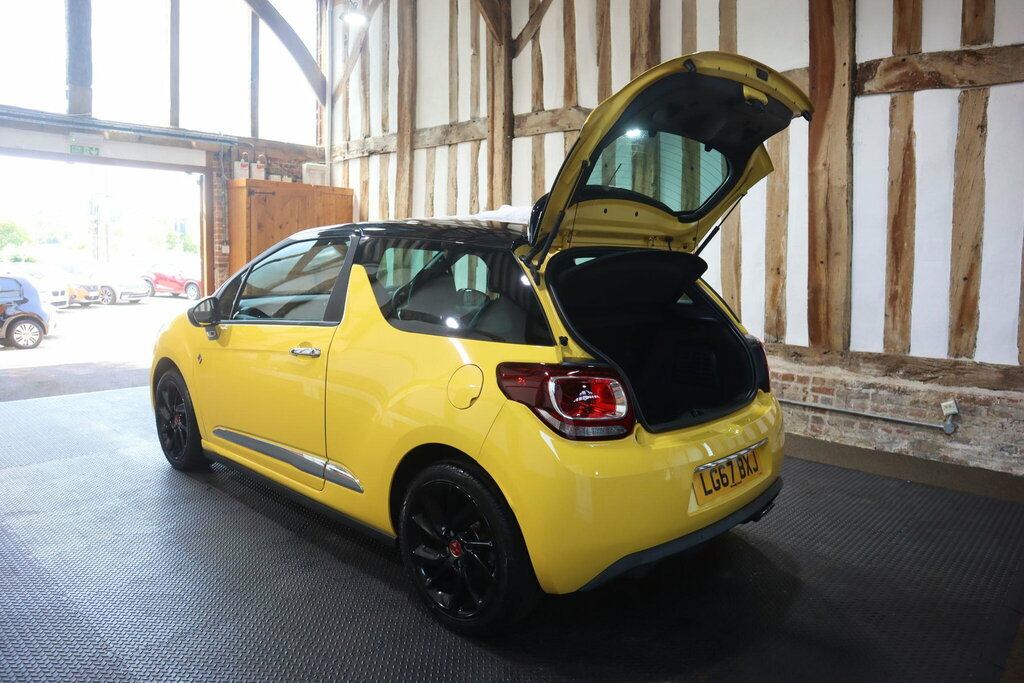 DS DS 3 1.6 Bluehdi Prestige Ss 118 Bhp Silver #47
