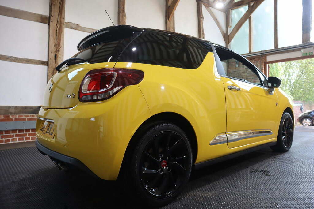 DS DS 3 1.6 Bluehdi Prestige Ss 118 Bhp Silver #55