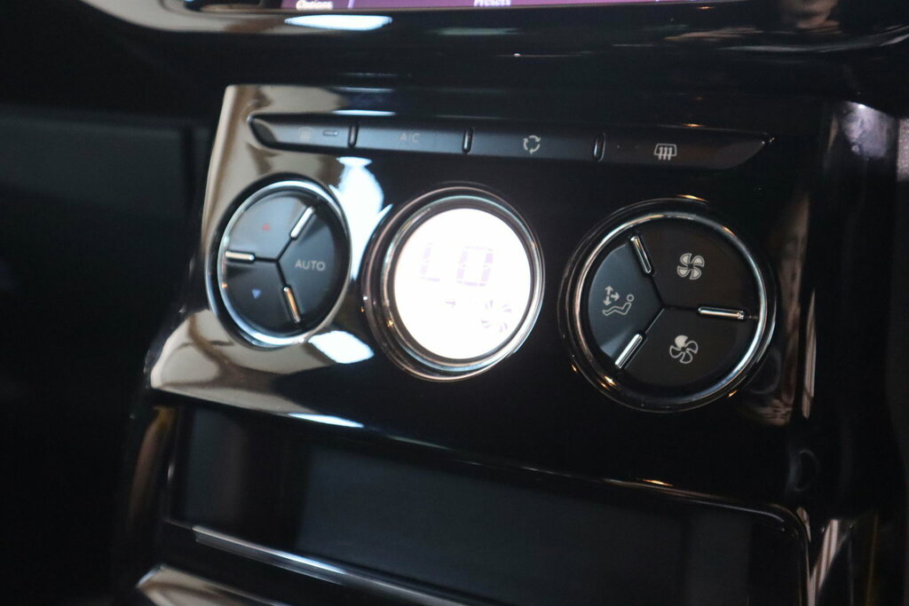 DS DS 3 1.6 Bluehdi Prestige Ss 118 Bhp Silver #20