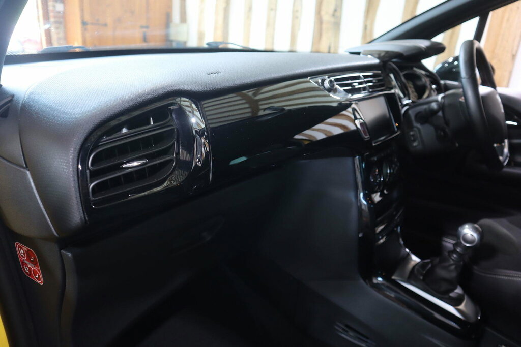 DS DS 3 1.6 Bluehdi Prestige Ss 118 Bhp Silver #34