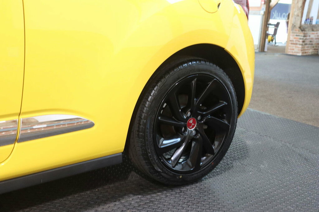 DS DS 3 1.6 Bluehdi Prestige Ss 118 Bhp Silver #63