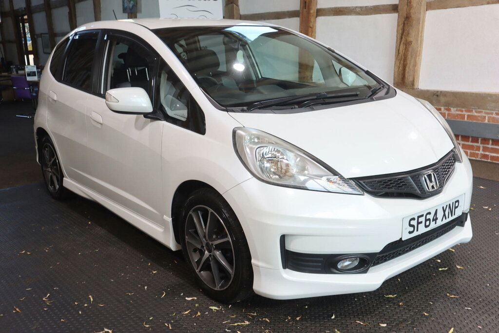 Honda Jazz 1.4 I Vtec Es Plus Hatchback White #7