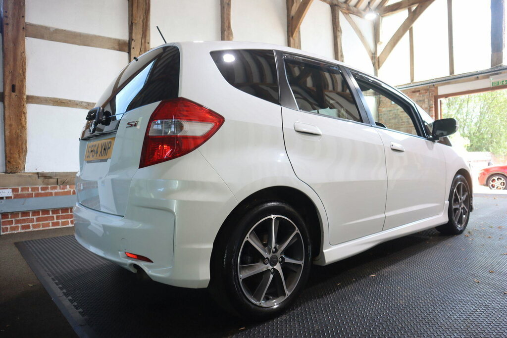 Honda Jazz 1.4 I Vtec Es Plus Hatchback White #49