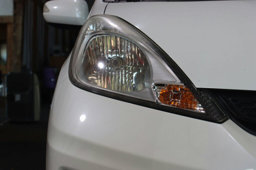 Honda Jazz 1.4 I Vtec Es Plus Hatchback White #48