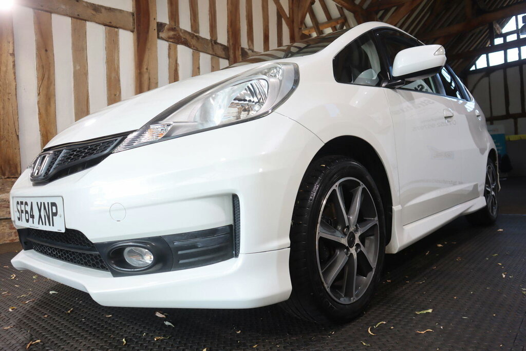 Honda Jazz 1.4 I Vtec Es Plus Hatchback White #60