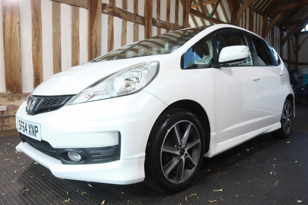 Honda Jazz 1.4 I Vtec Es Plus Hatchback White #59