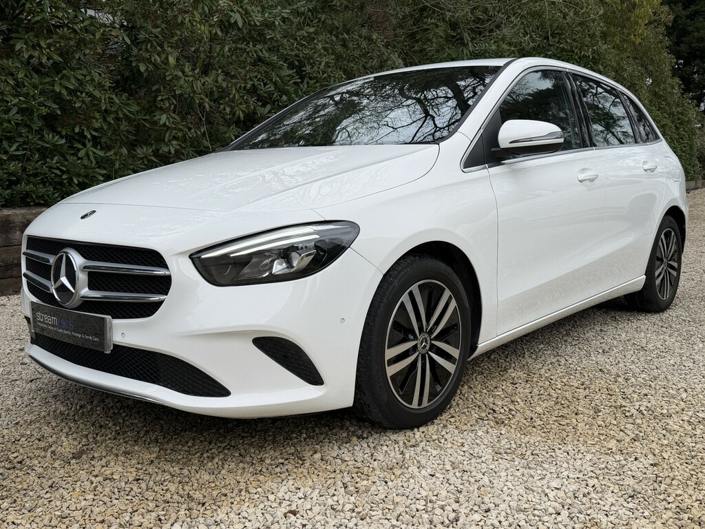 Mercedes-Benz B Class 2.0 B200d Sport White #4