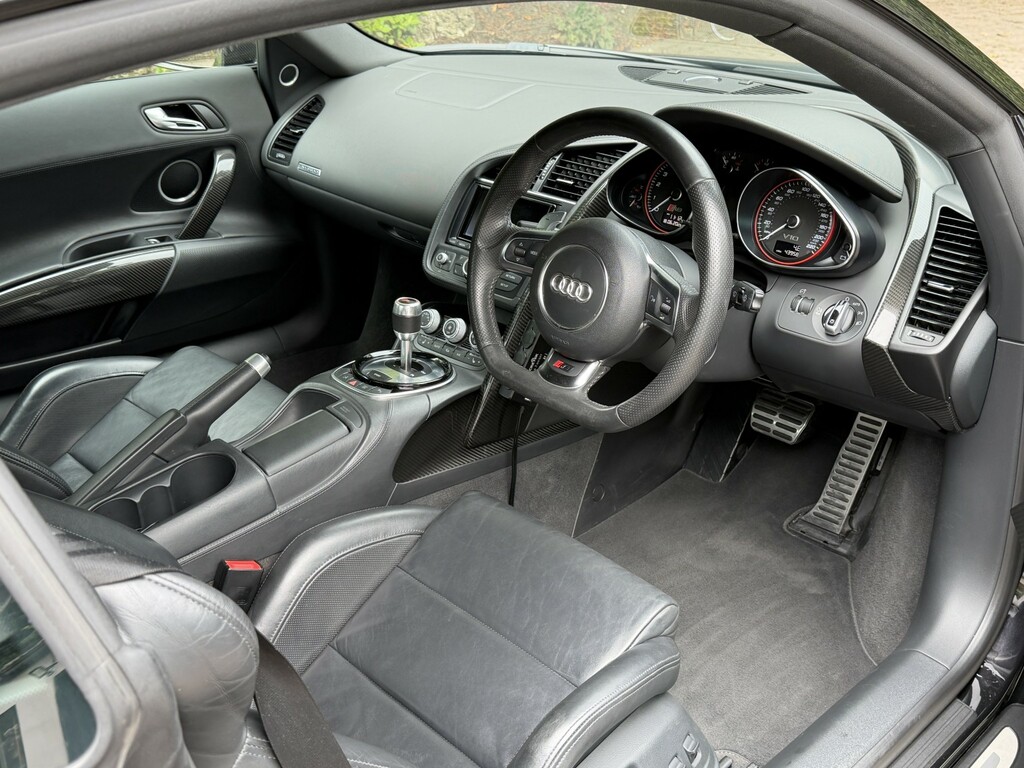 Audi R8 4.2 Fsi V8 Quattro S Tronic Black #19