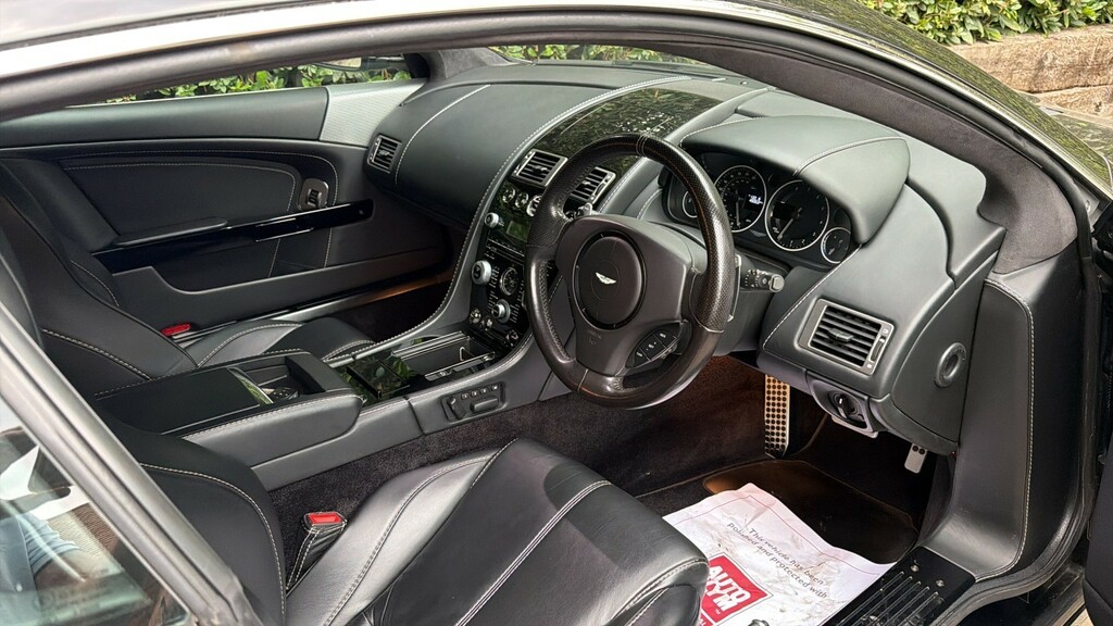 Aston Martin DB9 6.0 V12 Luxury Edition Black #2
