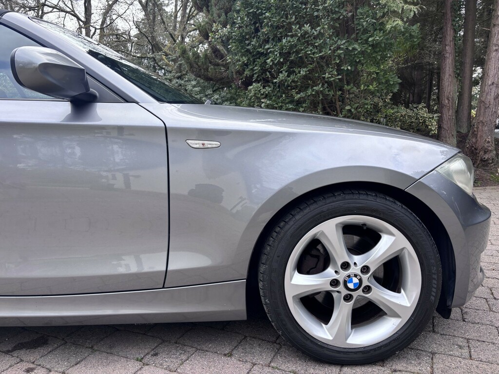 BMW 1 Series 2.0 123D M Sport 202 Bhp Black #9