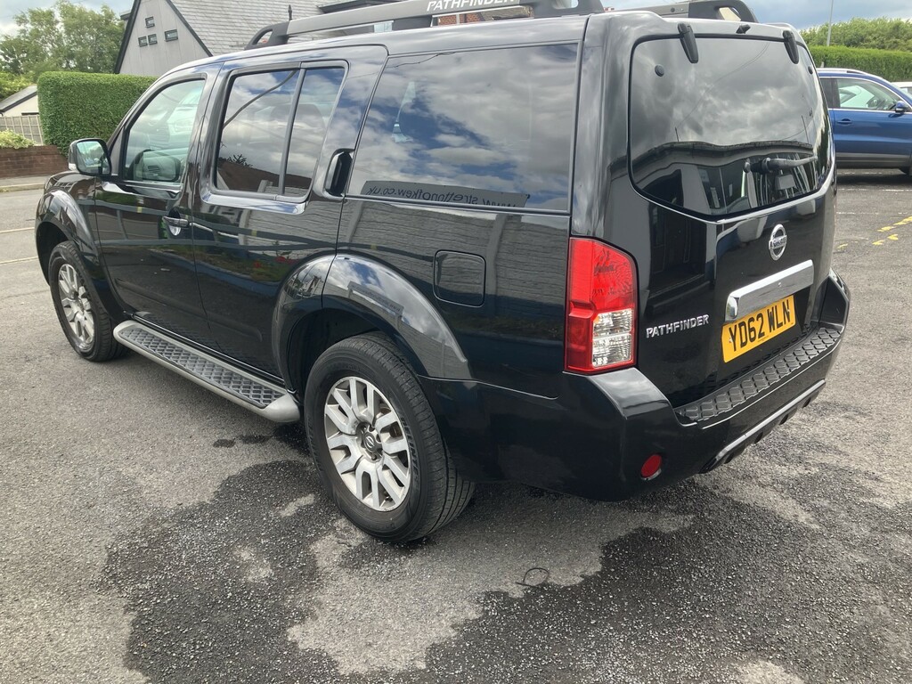 Nissan Pathfinder Grey Grey #4