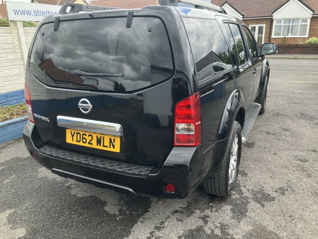 Nissan Pathfinder Grey Grey #2