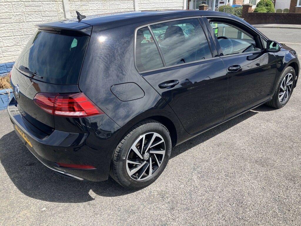 Volkswagen Golf 1.5 Tsi Evo Match Edition Black #2