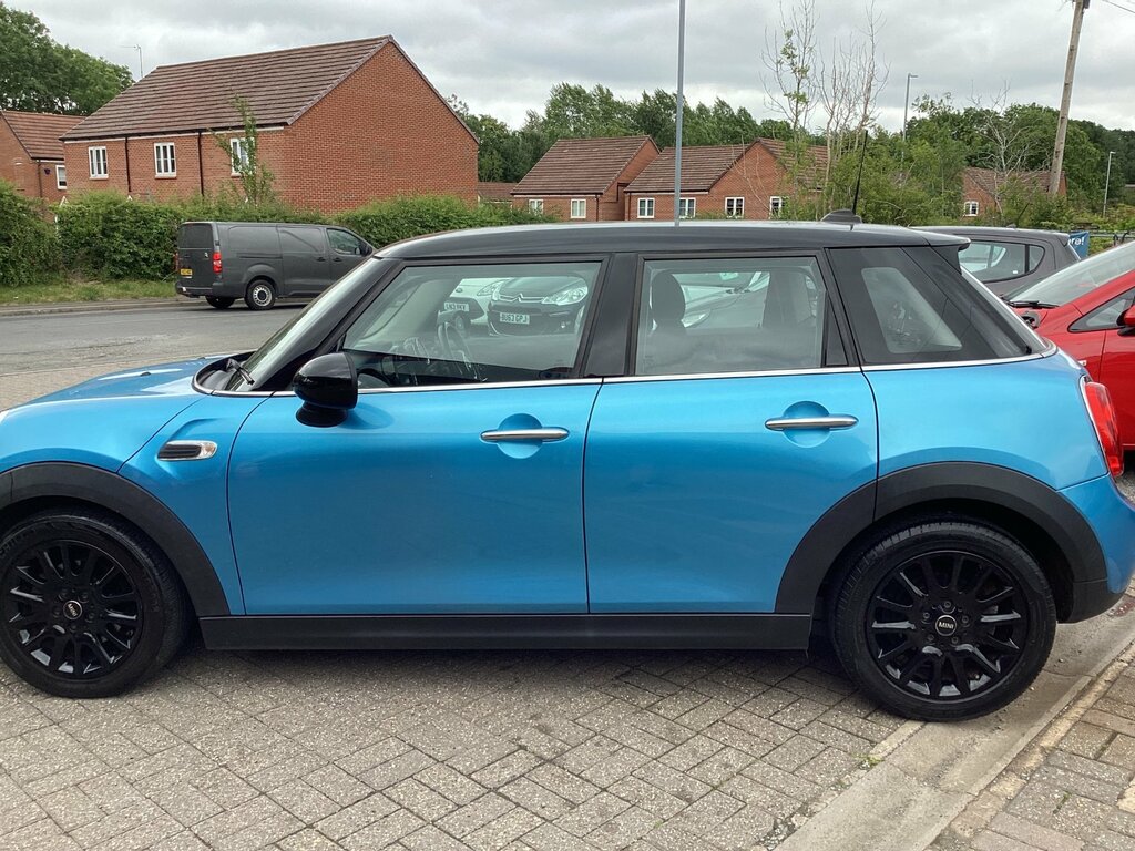 Mini Hatch 1.5 Cooper Ulez 20 Tax Air Con Alloys Green #8