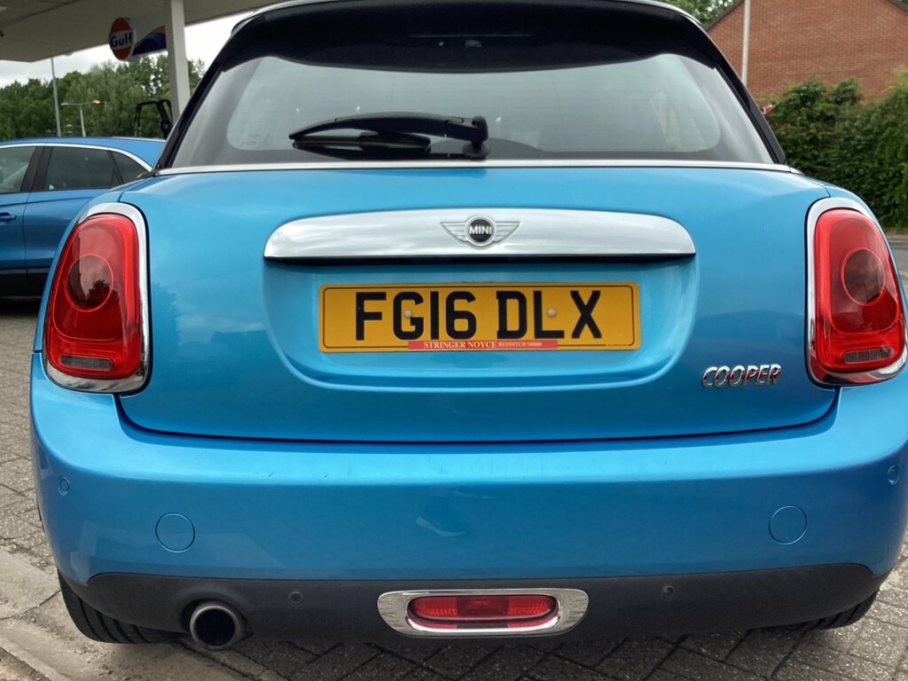 Mini Hatch 1.5 Cooper Ulez 20 Tax Air Con Alloys Green #6