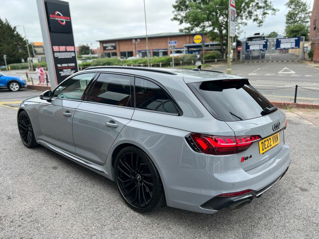 Audi RS4 Avant 2022 2.9 Tfsi V6 Carbon Black Estate Ti Black #4