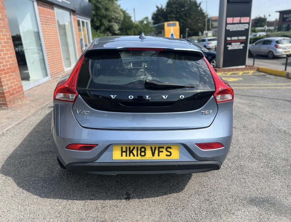 Volvo V40 2018 1.5 T2 Gpf Inscription Hatchback A Blue #3