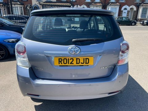 Toyota Verso 1.8 V-matic Tr Blue #4