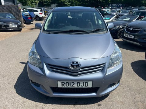 Toyota Verso 1.8 V-matic Tr Blue #2
