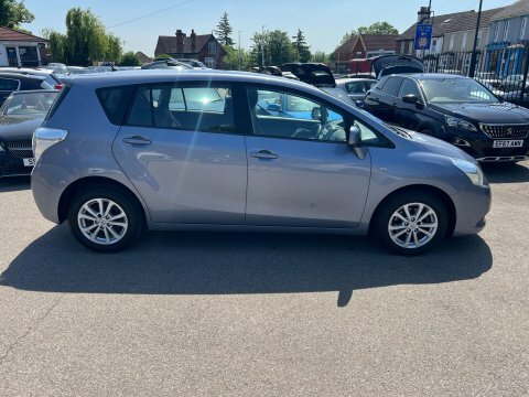 Toyota Verso 1.8 V-matic Tr Blue #6
