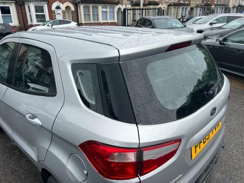 Ford Ecosport Hatchback  #16