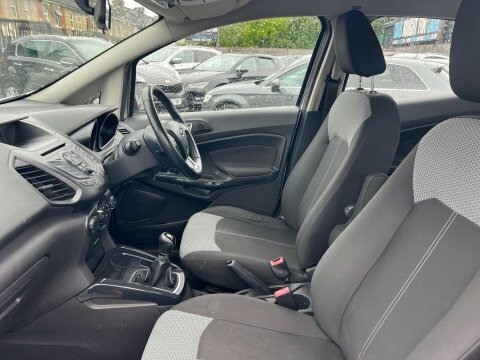 Ford Ecosport Hatchback  #22