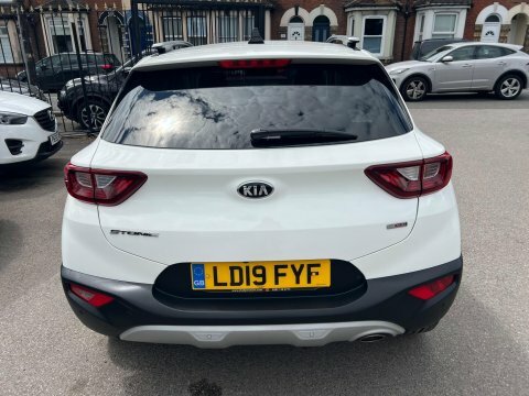 Kia Stonic 1.0 T-gdi 3 White #4