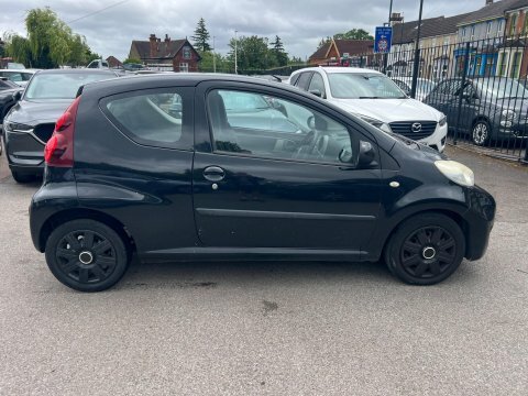 Peugeot 107 1.0 12V Urban Black #6