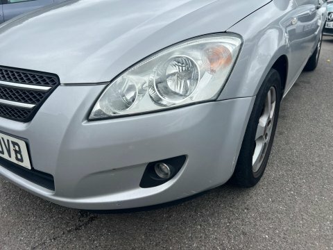 Kia Ceed Sr Black #9