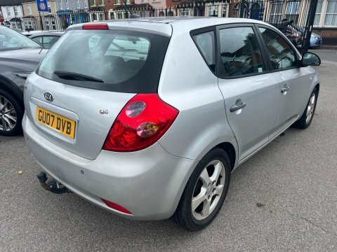 Kia Ceed 1.6 Gs Silver #5