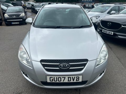 Kia Ceed 1.6 Gs Silver #2