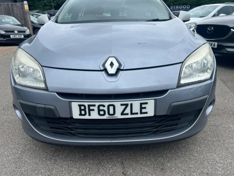 Renault Megane Convertible 1.4 Red #8