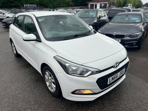 Hyundai I20 1.2 Blue Drive White