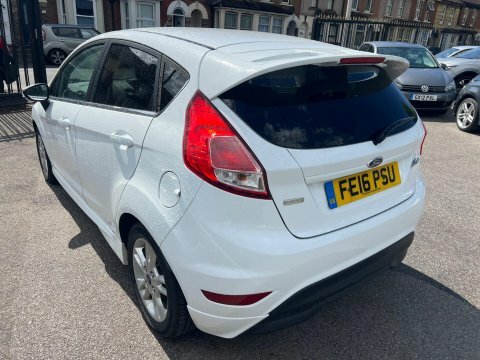 Ford Fiesta 1.0T Ecoboost Zetec FE16PSU White #3