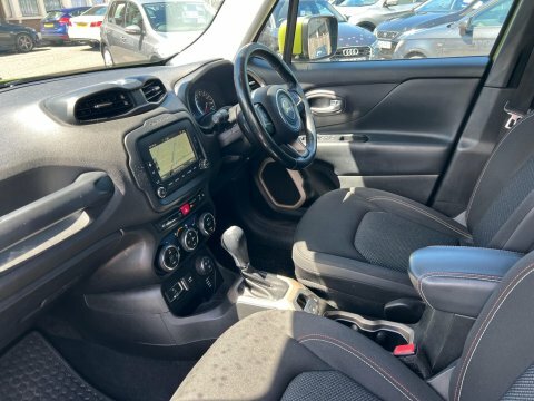 Jeep Renegade Longitude Red #21