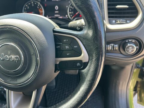 Jeep Renegade Longitude Red #19