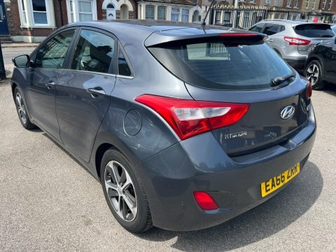 Hyundai I30 1.4 Blue Drive Grey #3