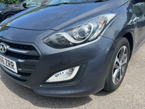 Hyundai I30 Active Blue Drive Silver #9